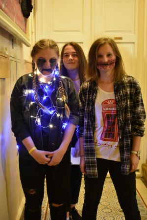 MNN 2018_085